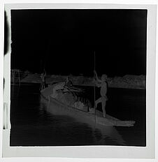 Pirogue sur le canal du Sahel