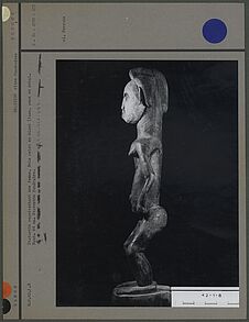 Statuette représentant une femme
