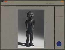 Statuette anthropomorphe, bois