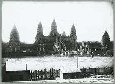 Exposition Coloniale de Paris à Vincennes en 1931. Le temple d'Angkor