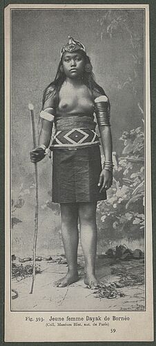 Jeune femme Dayak de Bornéo