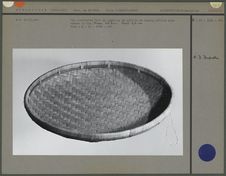 Van circulaire en feuille de raphia