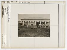 Le bâtiment de la Justice de Paix, à Nkongsamba, vers 1930
