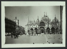 Venise [la place Saint-Marc]