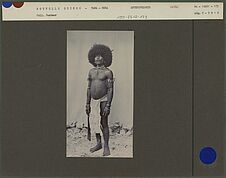 Chef d'une tribu Papua de Tana-Mera