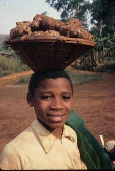 Fotouni, portrait de jeune garçon